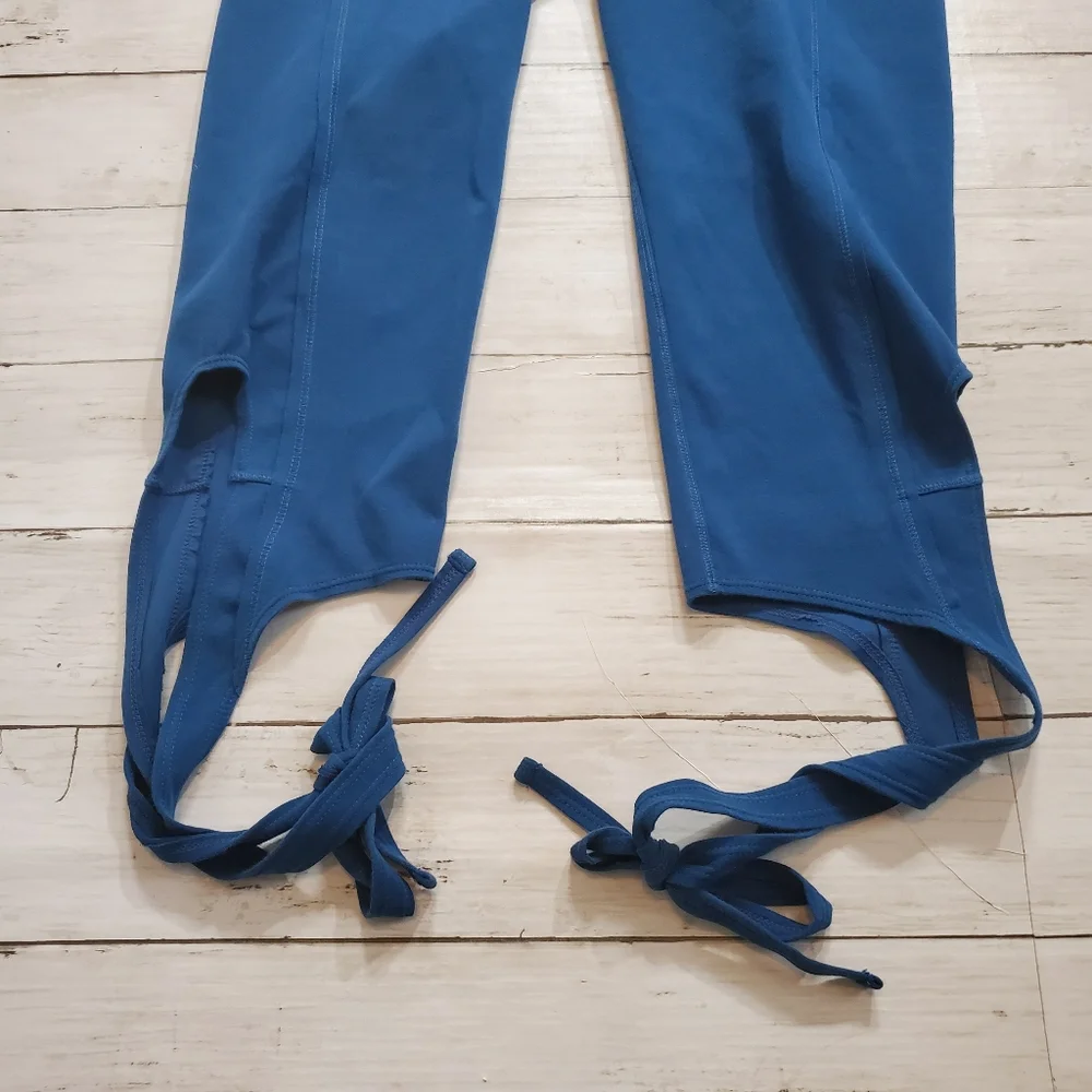 Free people movement turnout wrap tie leggings teal blue size‎ small